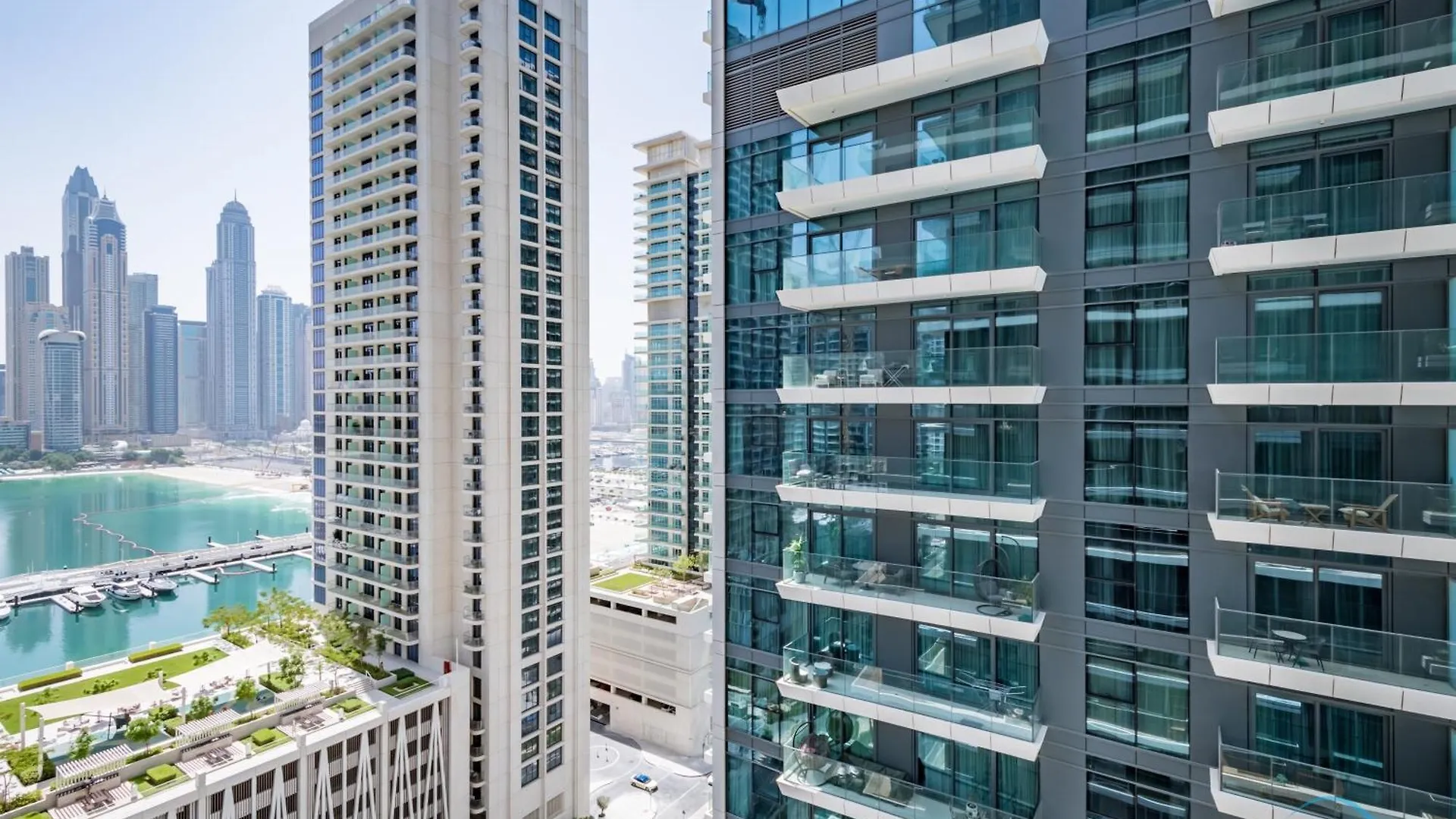Luxurious 1Br At Beach Isle Tower 1 Emaar Beachfront, Dubai Marina By Deluxe Holiday Homes Apartment