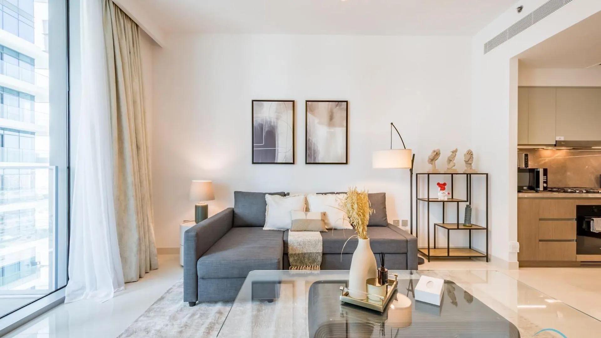 Luxurious 1Br At Beach Isle Tower 1 Emaar Beachfront, Dubai Marina By Deluxe Holiday Homes Apartment