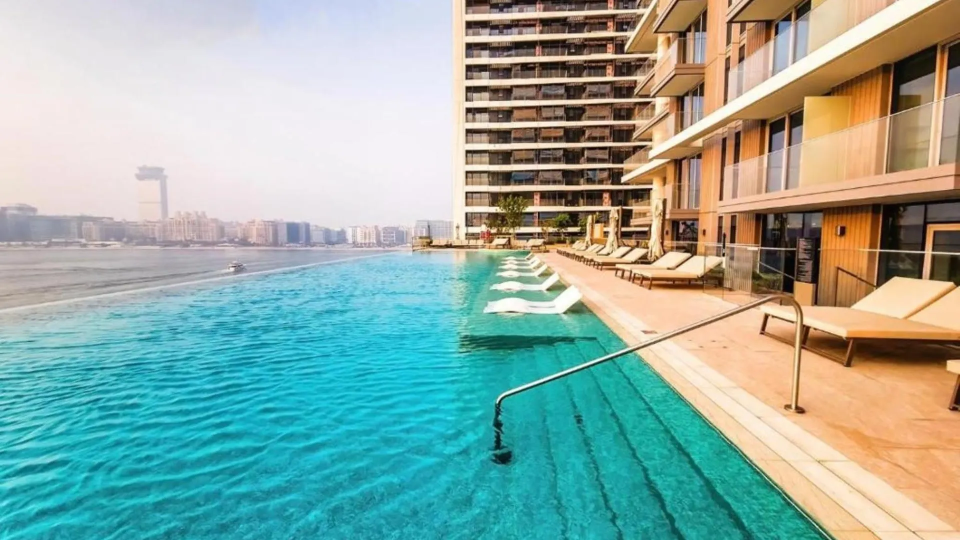 Luxurious 1Br At Beach Isle Tower 1 Emaar Beachfront, Dubai Marina By Deluxe Holiday Homes 0*,  United Arab Emirates
